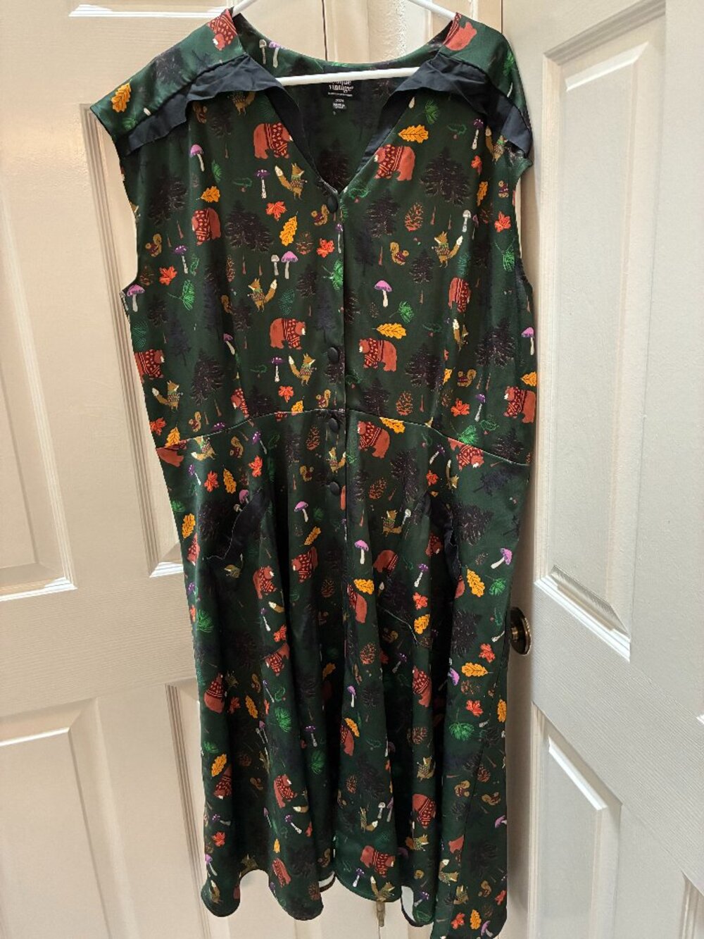 Unique Vintage brand forest creature dress 3x